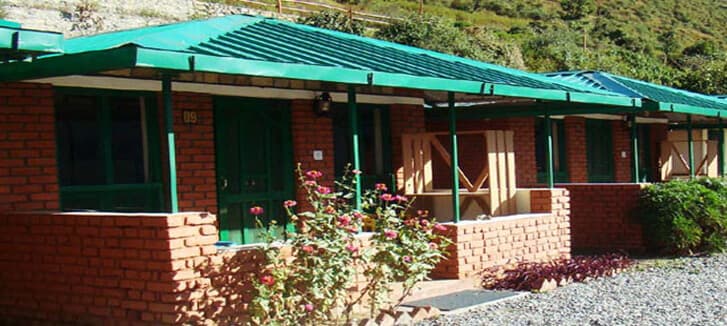 Independent cottages with front lawns at Chakrata Camps & Cottages