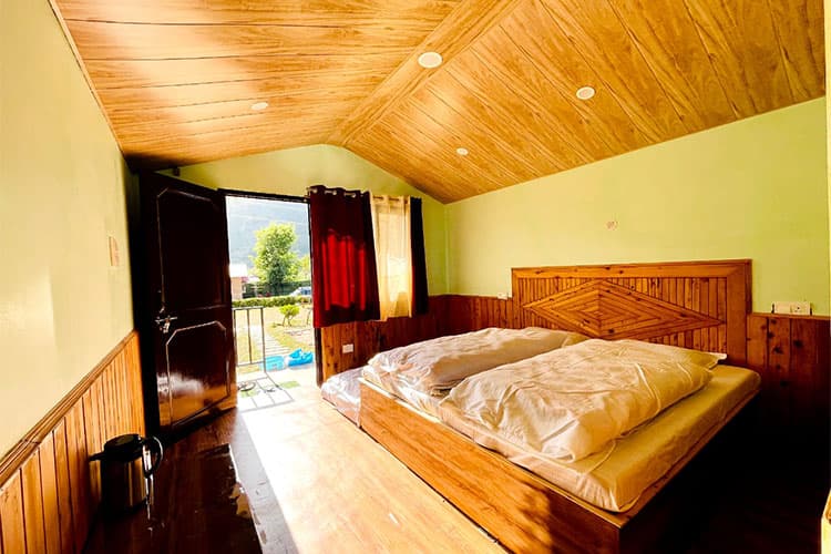 Spacious communal dining hall for groups and families at Shimla Camps & Cottages